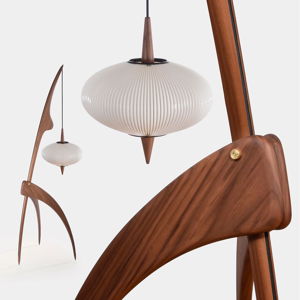 Objets de décoration - Lampadaire "Mante Religieuse" Finition Noyer américain Naturel - RISPAL