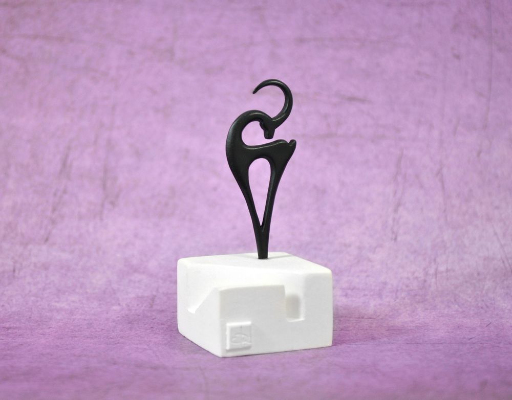 Sculptures, statuettes and miniatures - Card holder, Bronze Statuette Kri-Kri. - MATTER.