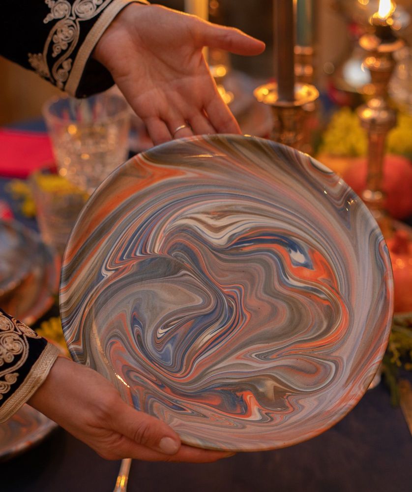 Objets de décoration - service de table bleu et orange TOHU BOHU - IOM INES-OLYMPE MERCADAL