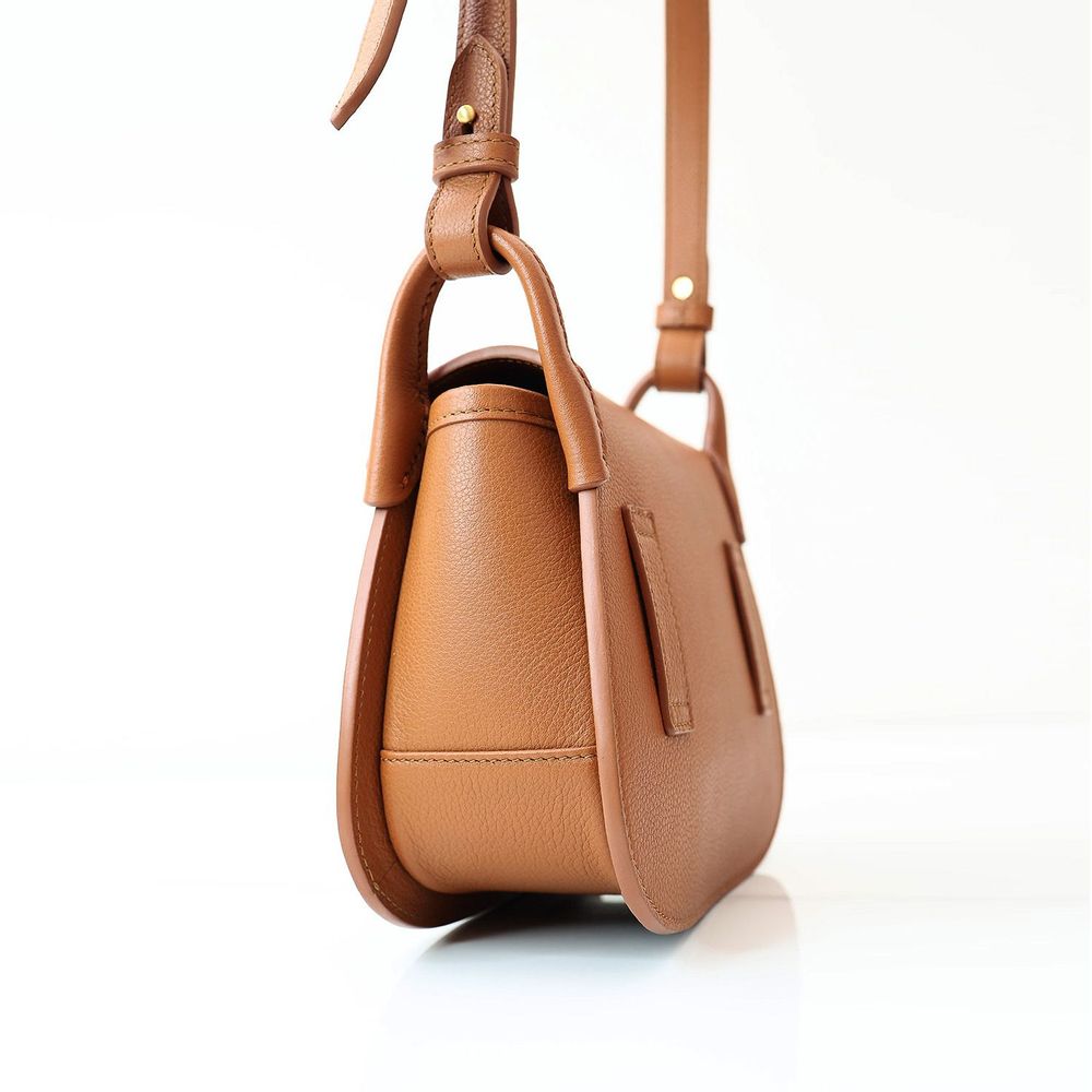 Bags and totes - Shoulder bag/propitious size - WEI YEE INTERNATIONAL LIMITED