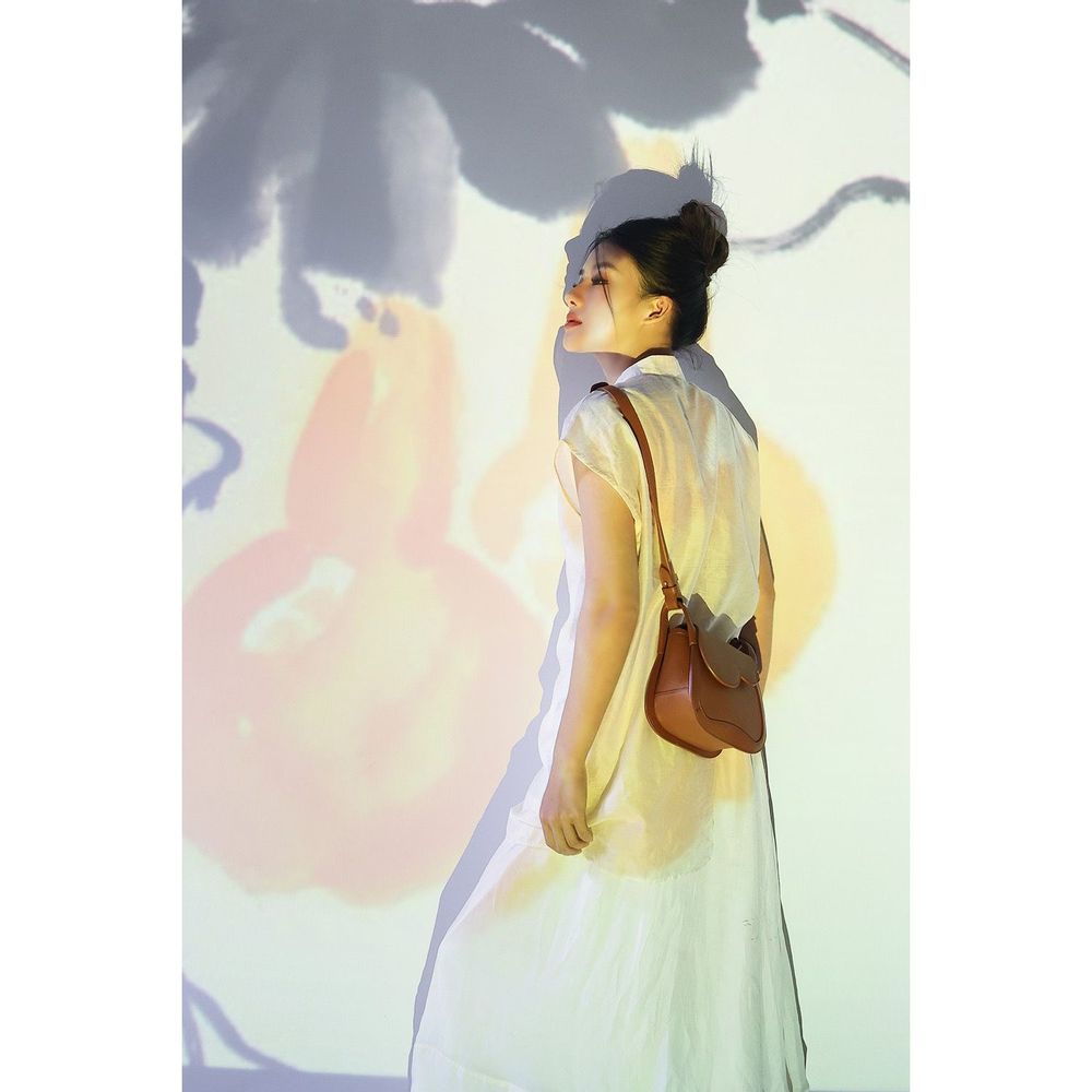 Bags and totes - Shoulder bag/propitious size - WEI YEE INTERNATIONAL LIMITED