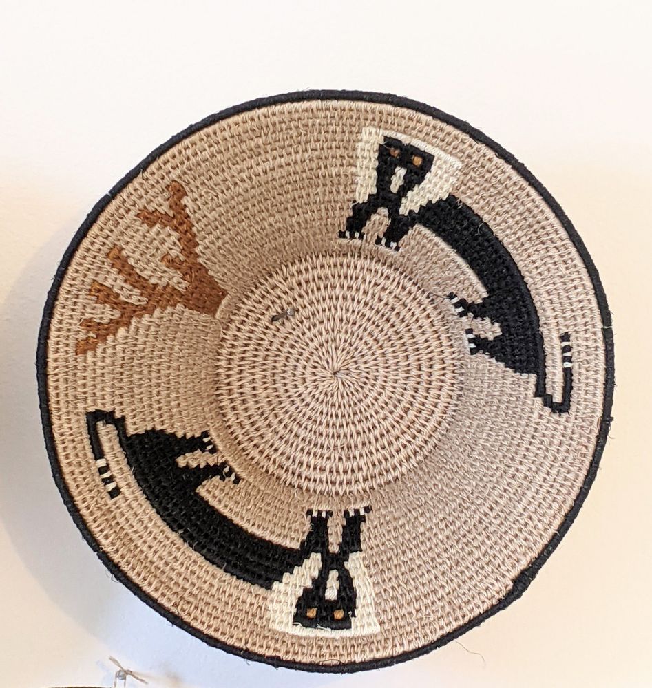 Other wall decoration - Mother of Pearl Lion Basket - MALKIA HOME