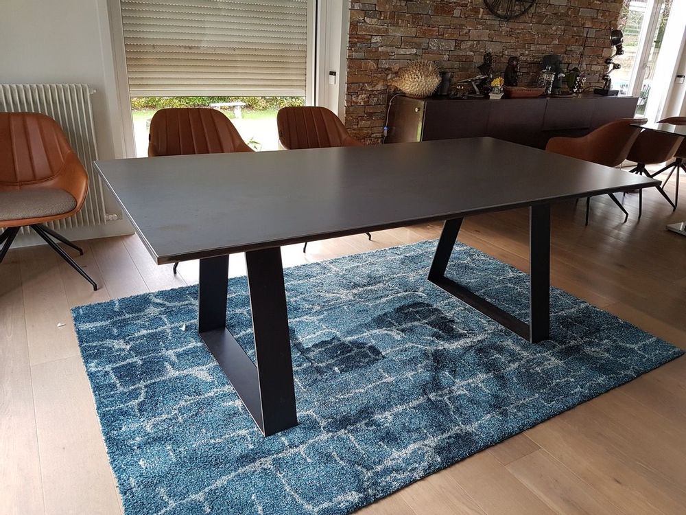 Dining Tables - Topaz foot ceramic dining table - COLOMBUS MANUFACTURE FRANCE