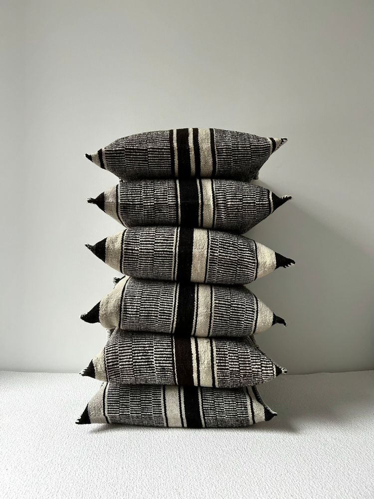 Fabric cushions - Dedalo cushion - ARTYCRAFT