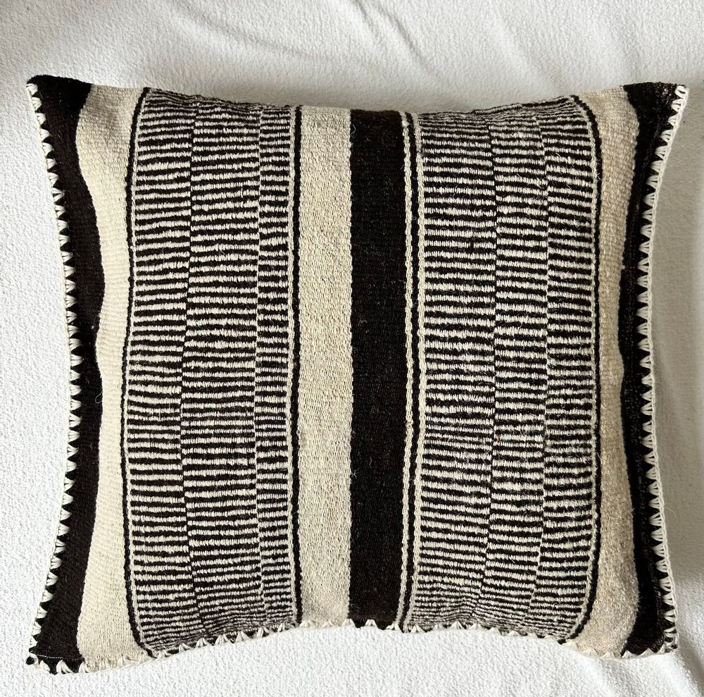 Fabric cushions - Dedalo cushion - ARTYCRAFT