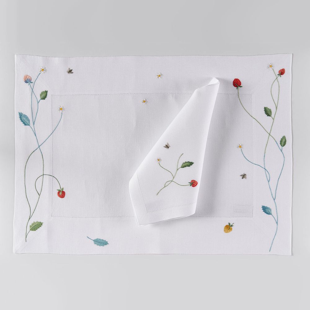 Linge de lit - Linge de maison "FRAISES SAUVAGES" - VIS A VIS PARIS