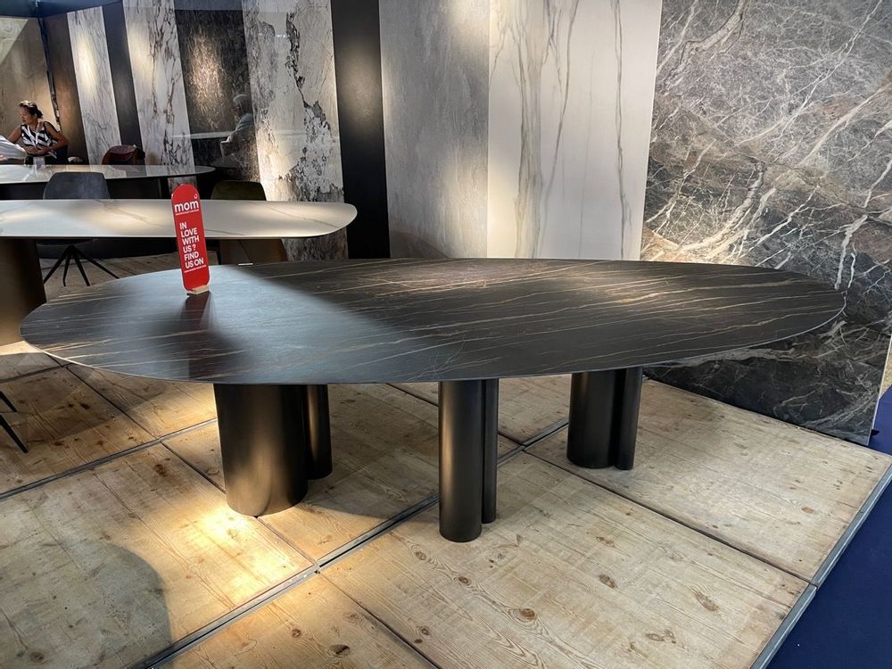 Dining Tables - Pied Onasis ceramic dining table - COLOMBUS MANUFACTURE FRANCE