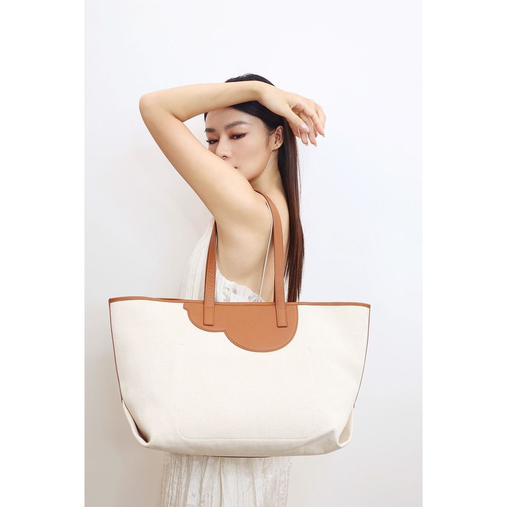 Bags and totes - Propitious tote bag - WEI YEE INTERNATIONAL LIMITED