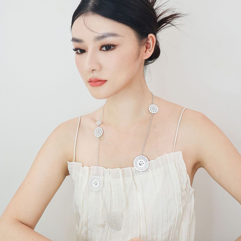Bijoux - Collier Long en Filigrane Tambour de Fortune. - WEI YEE INTERNATIONAL LIMITED