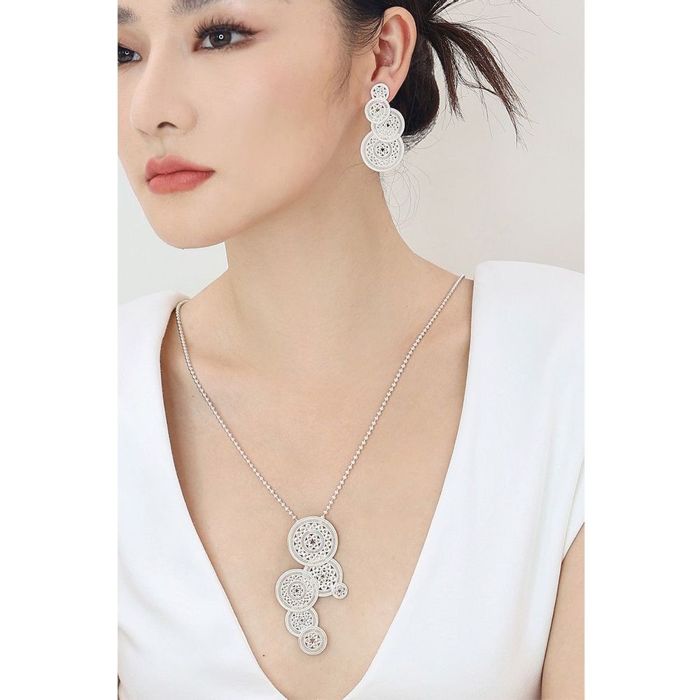 Bijoux - Collier Long En Filigrane Tambour De Fortune - WEI YEE INTERNATIONAL LIMITED