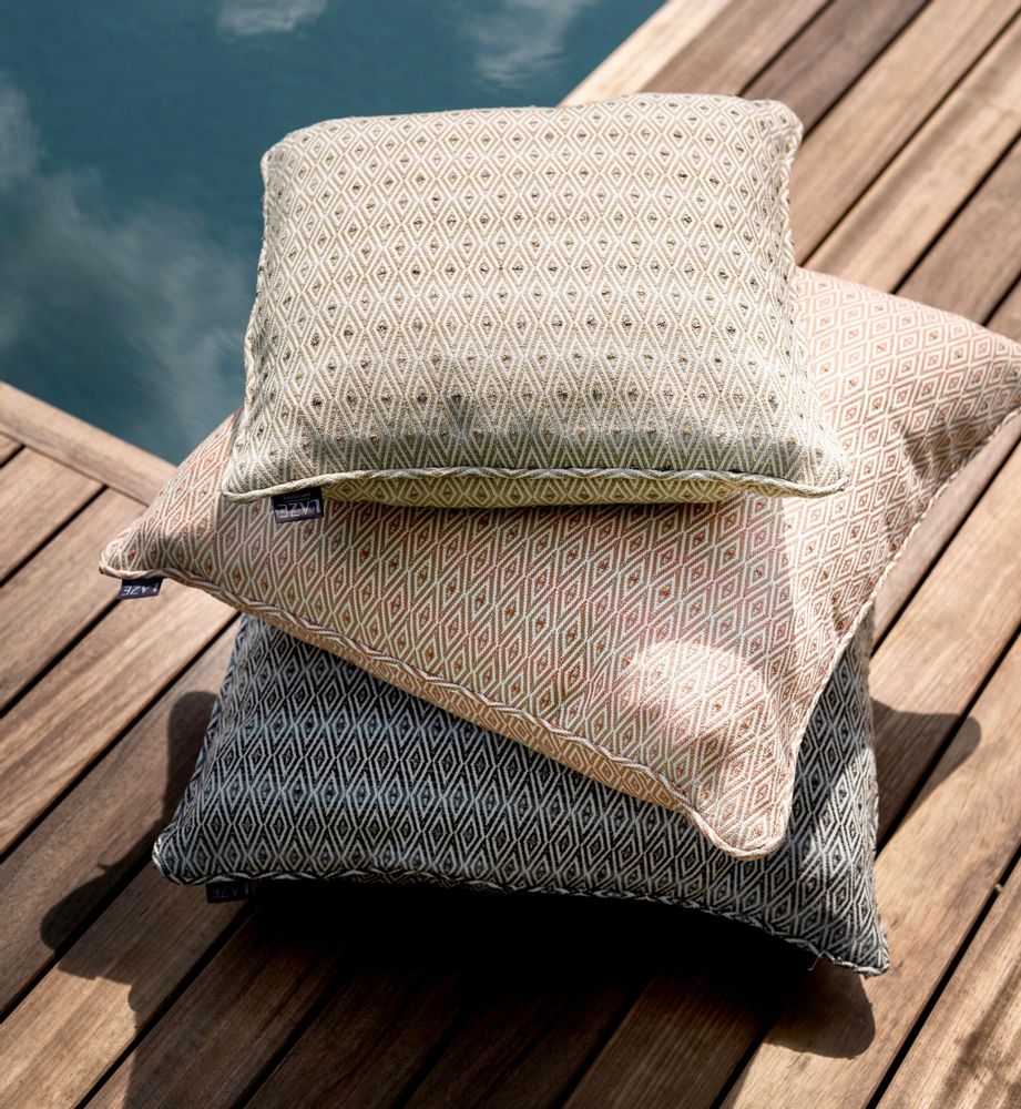 Fabric cushions - High performance outdoor cushions - LAZE AMSTERDAM