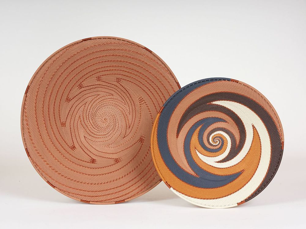 Objets de décoration - Assiettes tressées en fil de téléphone, Mix&Match - AS'ART A SENSE OF CRAFTS