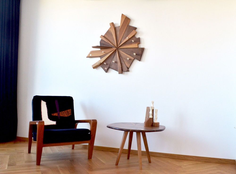 Etagères - Le porte-manteau - &HUE