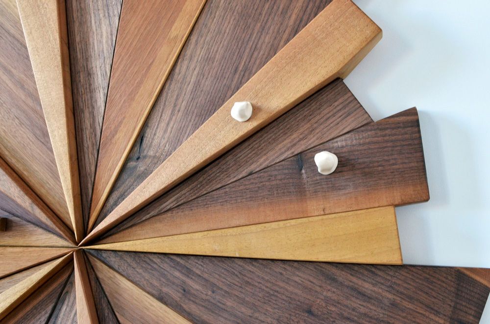 Etagères - Le porte-manteau - &HUE