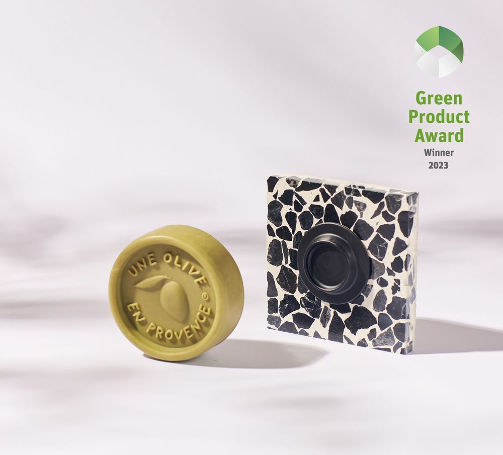 Gifts - Soapi White - Magnetic holder for solid shampoo and soap - SOAPI