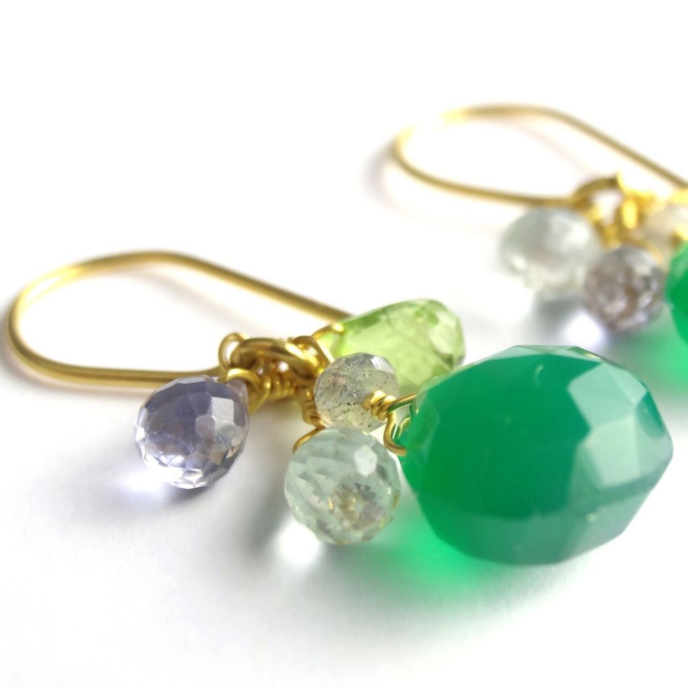 Bijoux - BOUCLES D'OREILLES "GRAPES" VERT ONYX - KARAWAN AUTHENTIC