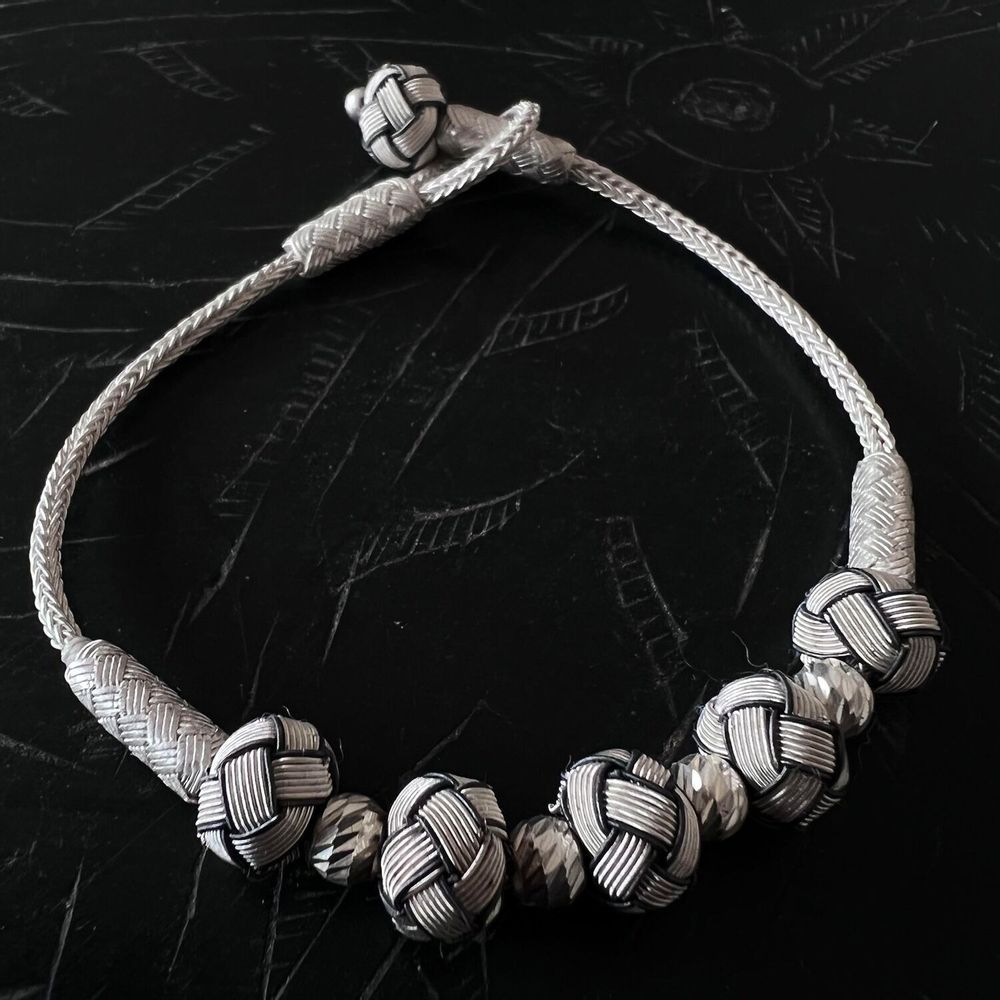 Bracelets - BRACELET 5 NOEUDS BLANCS - ARGENT ET ARGENT OXYDÉ - FAIT MAIN - HOMME & FEMME - KARAWAN AUTHENTIC