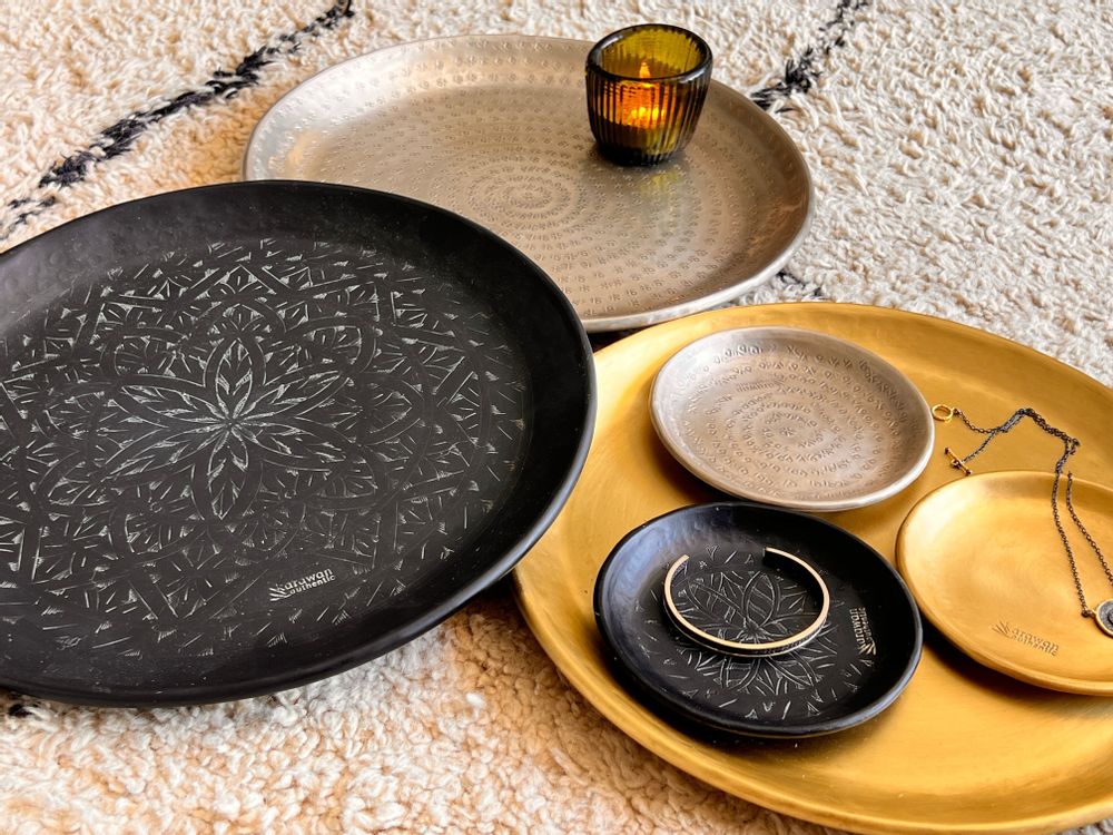 Objets de décoration - COUPELLE EN LAITON ARGENTÉ MARTELÉ ET GRAVÉ 'PALMYR' - KARAWAN AUTHENTIC