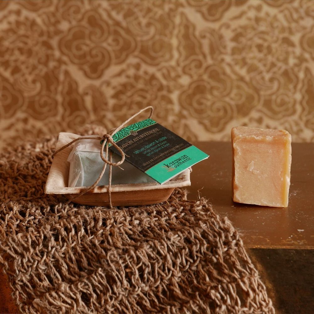 Savons - SAVON SOLIDE AYURVEDIQUE - VETIVER - PETIT FORMAT - KARAWAN AUTHENTIC