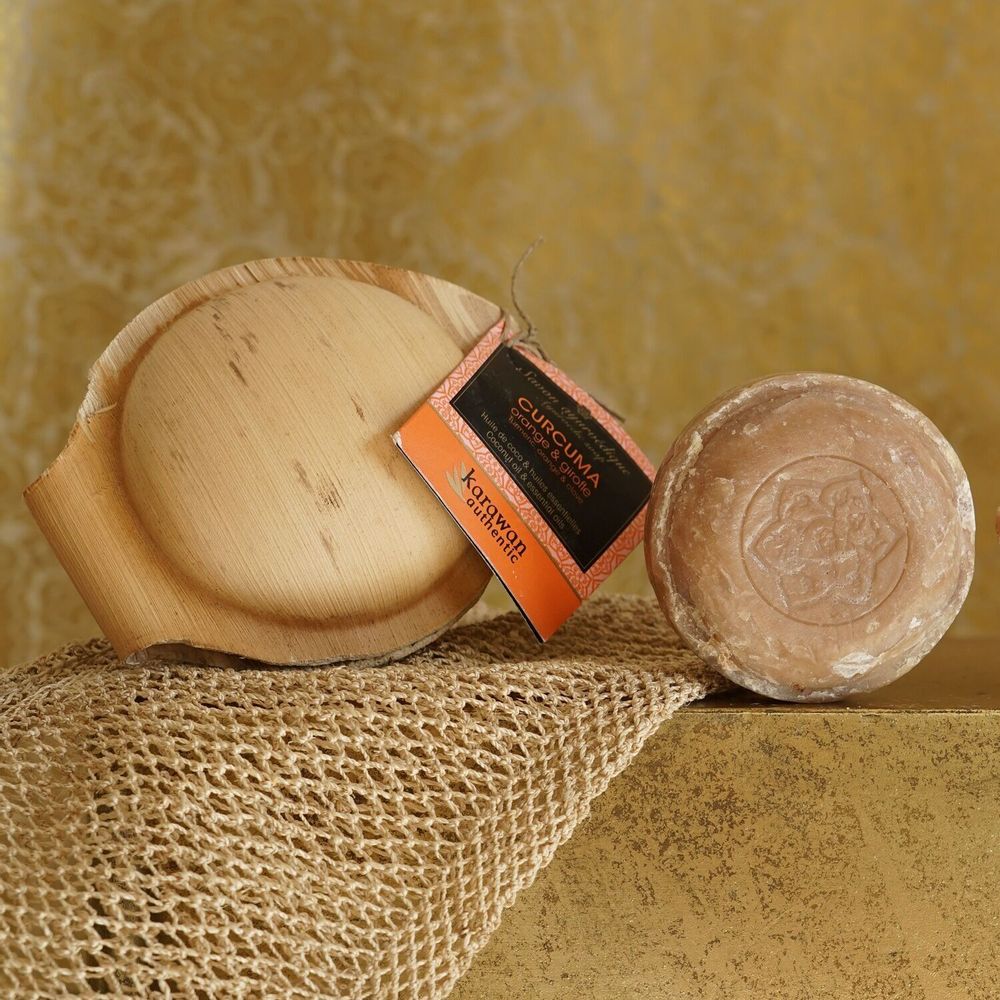 Savons - SAVON SOLIDE AYURVEDIQUE - CURCUMA - GRAND FORMAT - KARAWAN AUTHENTIC