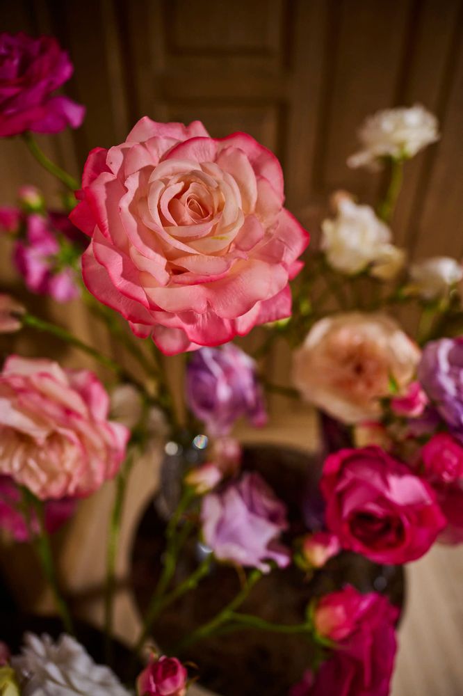 Décorations florales - Des roses artificielles (collection Real Touch) - SILK-KA BV