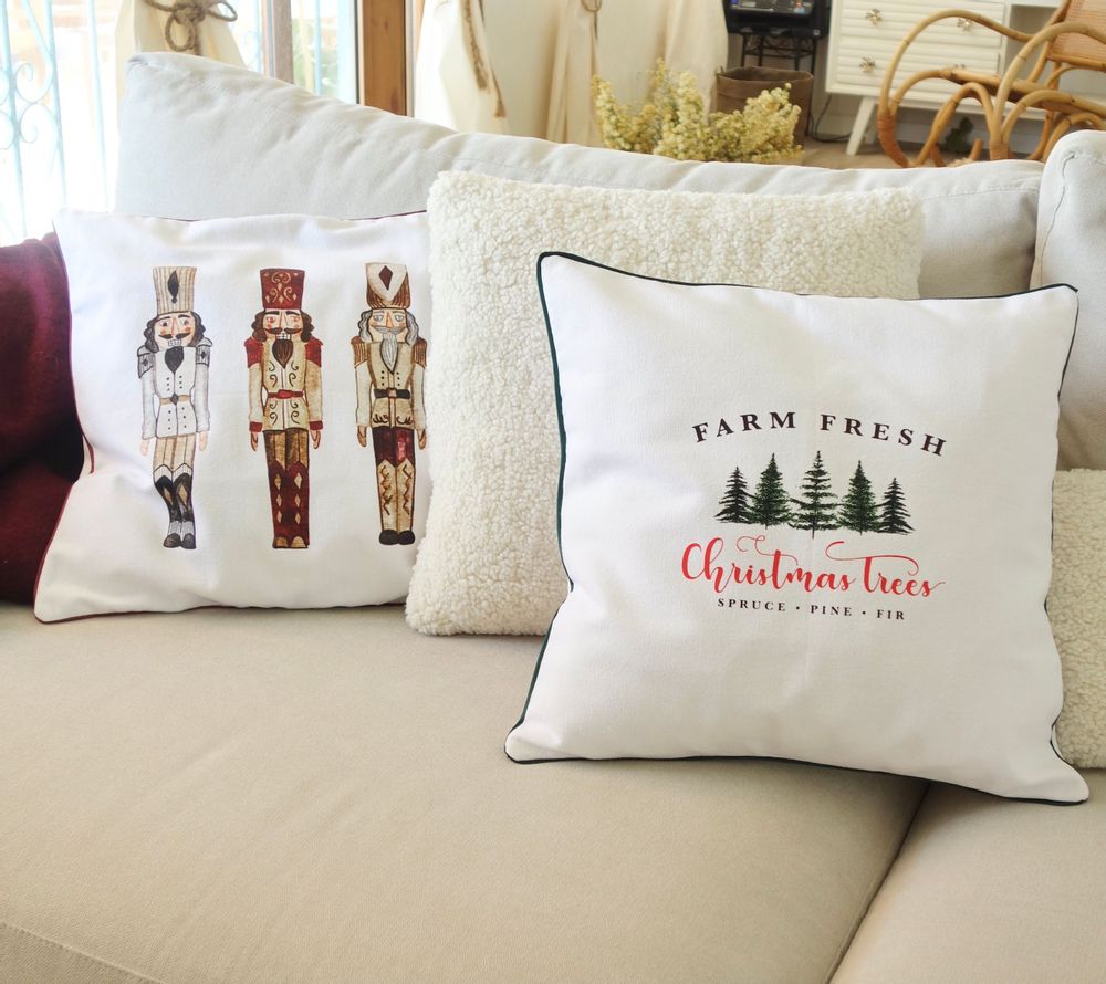 Other Christmas decorations - The Nutcracker decorative pillow - ATELIER COSTÀ