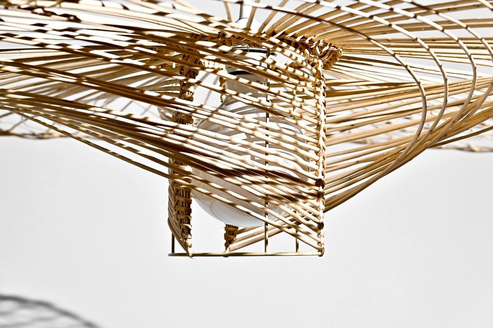 Hanging lights - \" SuperNova\” large wicker basketry lamp - TRESSAGES PAS SAGES