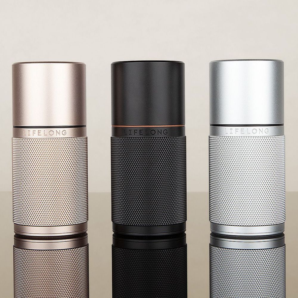 Fragrance for women & men - Deodorant Refillable Case by Lifelongdeo - WE ARE LIFELONG AB