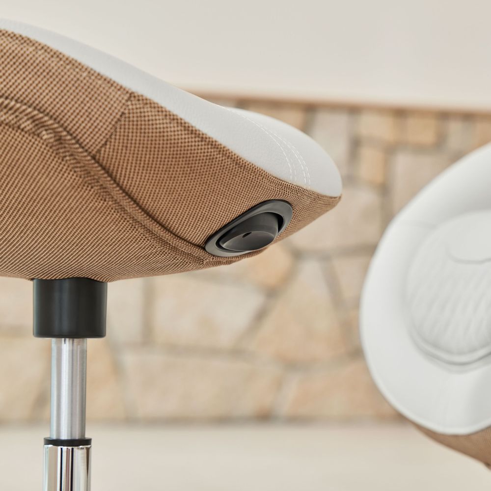 Lounge chairs for hospitalities & contracts - Nou Campo Lifestyle Massage Chair - NOUHAUS