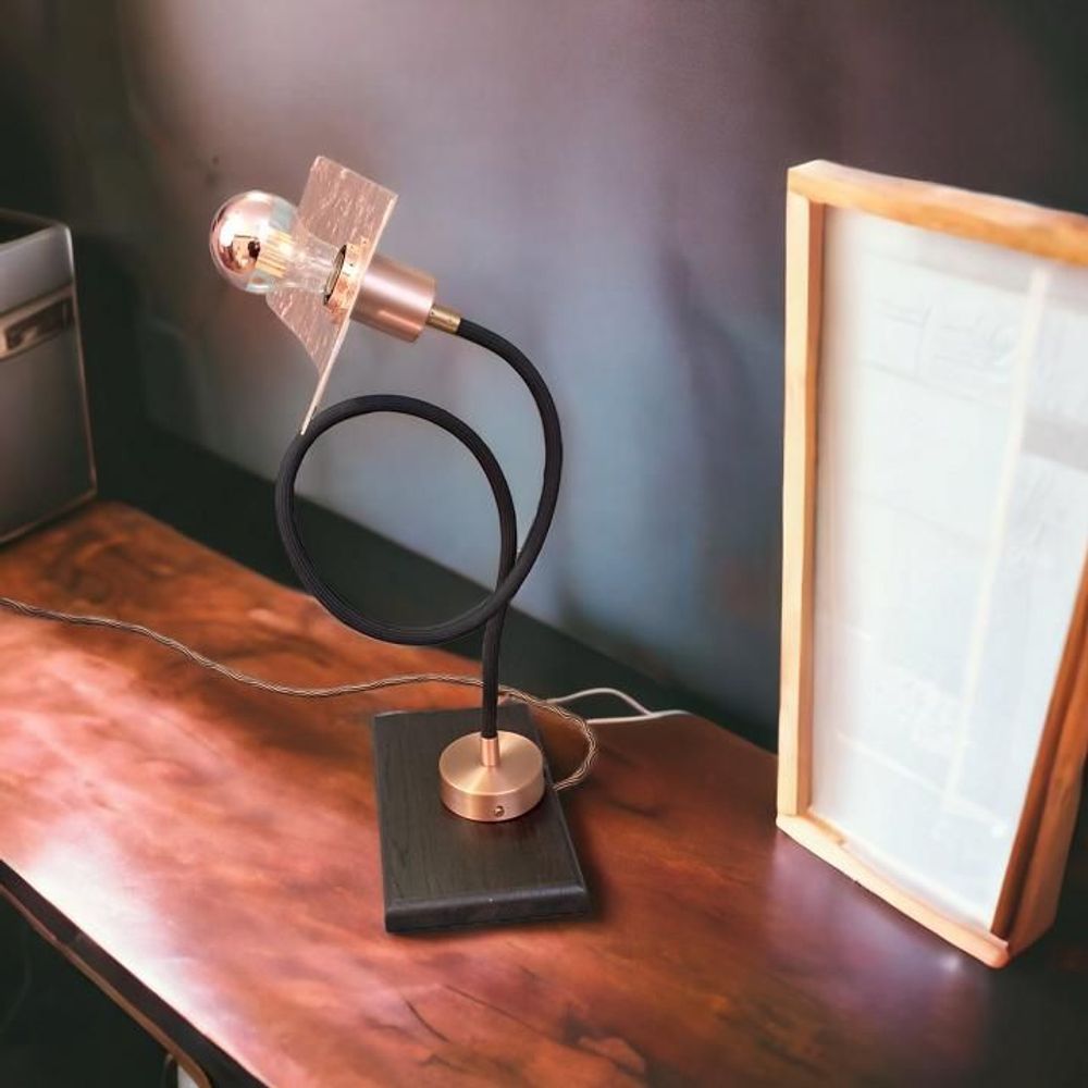 Decorative objects - Movement. Copper leaf table lamp. - ATELIER DE MR C