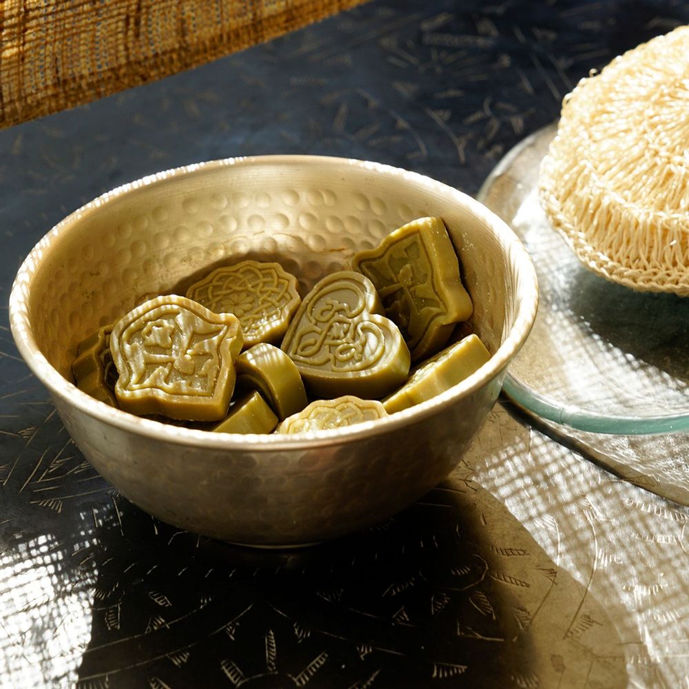 Gifts - ALEPPO SOAPS WITH CITRUS FLAVOR - BOXES GILDED WITH HOT GOLD - ISKENDAR - GIFT BOX - KARAWAN AUTHENTIC