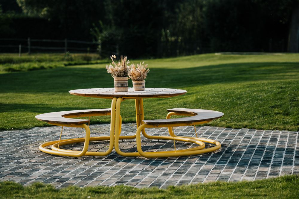 Lawn tables - The Circle - WÜNDER BELGIUM