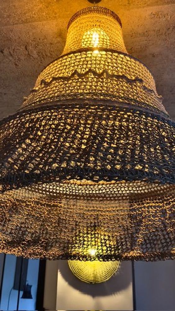 Unique pieces - Imposing HYBRID light made of linen and hemp, Height and diameter 100 cm, delivered with electric mount and system bringing the light source into the middle of the chandelier - ADELE VAHN