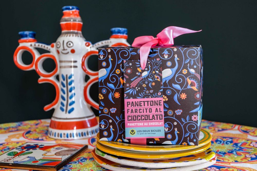 Delicatessen - Artisan panettone with chocolate cream, 500 gr - LES DEUX SICILES