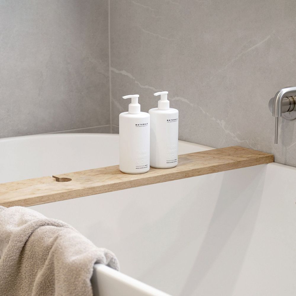 Cosmétiques - Naturals Lotion pour les mains et le corps - THE AROMATHERAPY CO.