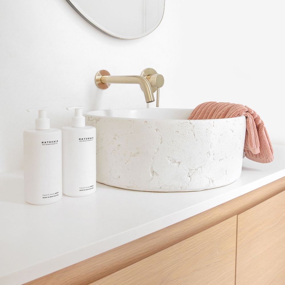 Savons - Naturals Gel douche pour les mains et le corps - THE AROMATHERAPY CO.