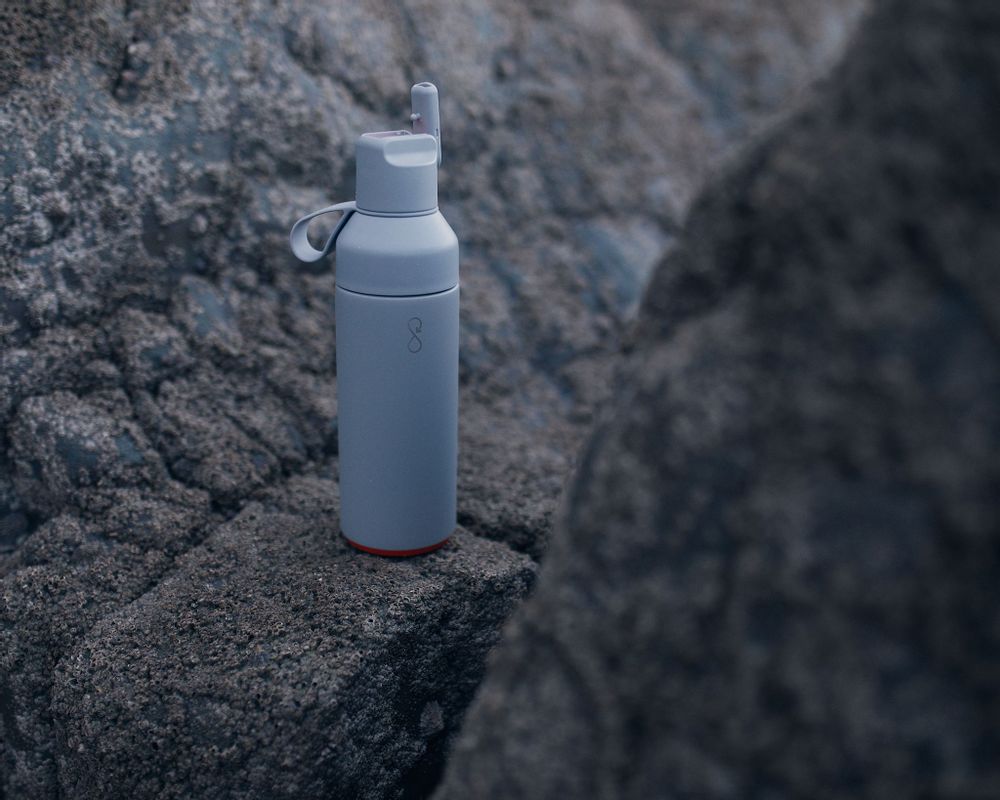 Accessoires de voyage - "Ocean Bottle" la gourde GO (500ml) - Pierre grise - OCEAN BOTTLE