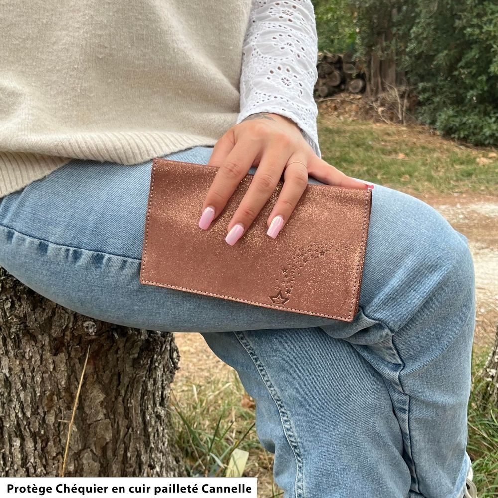 Leather goods - Glitter leather checkbook cover - LA CARTABLIÈRE