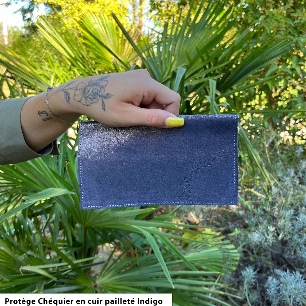 Leather goods - Glitter leather checkbook cover - LA CARTABLIÈRE