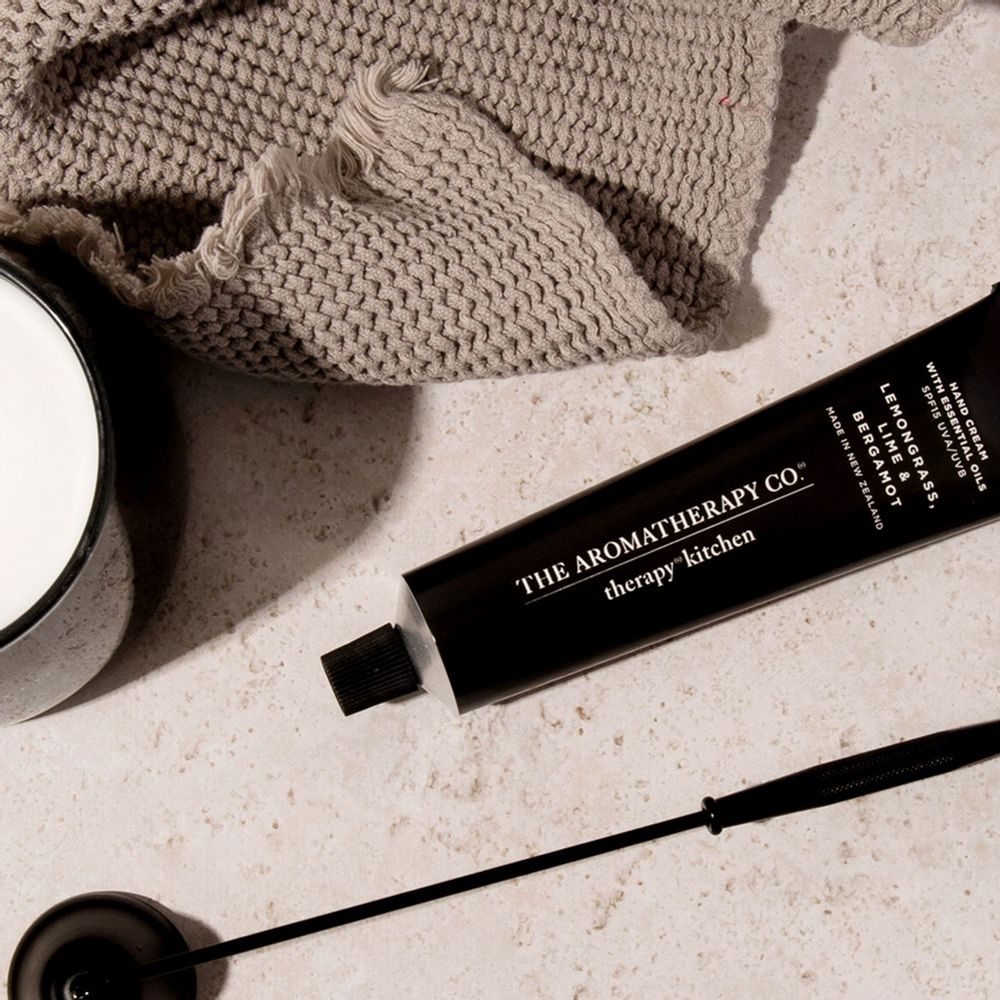 Beauty products - Therapy Kitchen Hand Cream with Essential Oils - THE AROMATHERAPY CO.