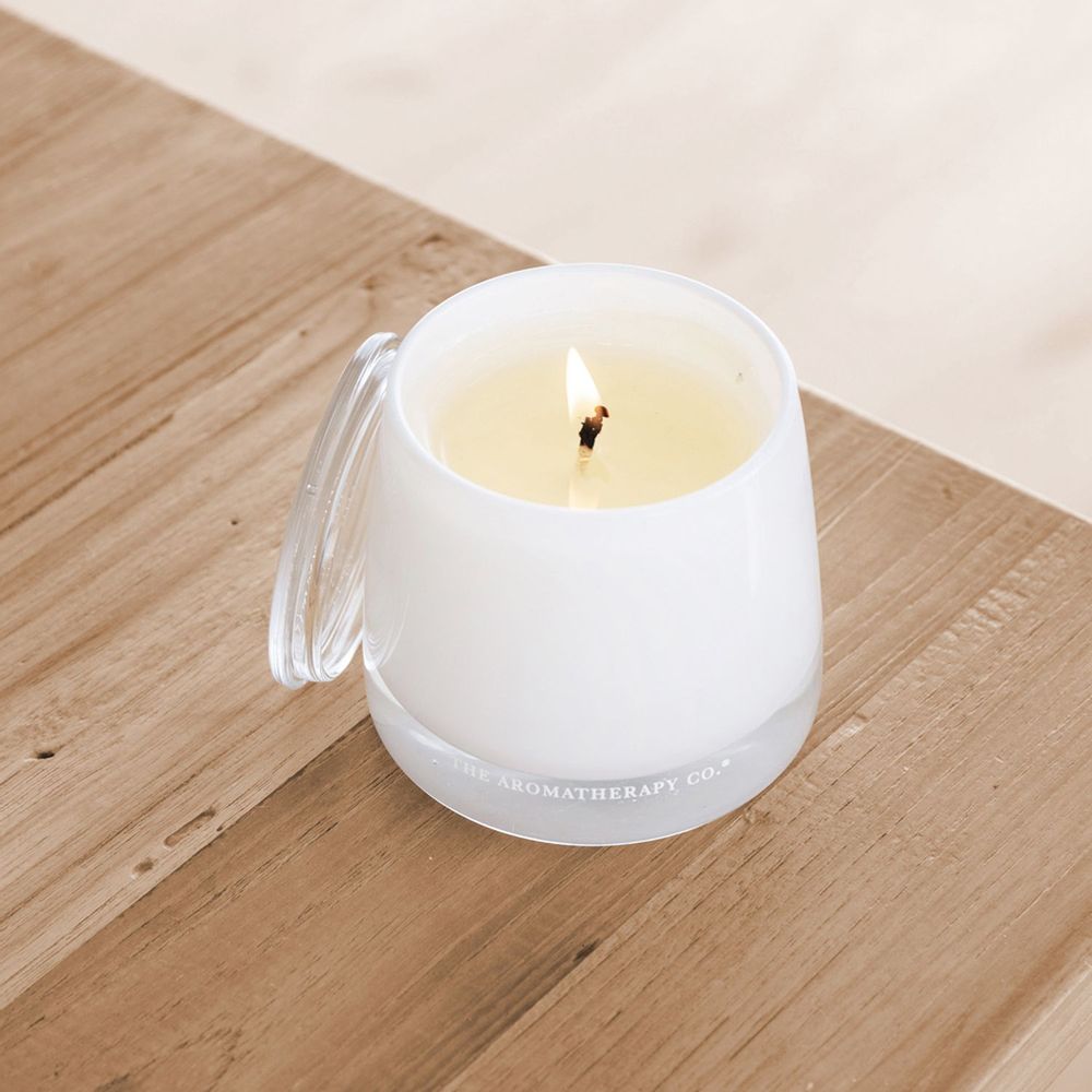 Candles - Therapeutic soy wax candle with essential oils - THE AROMATHERAPY CO.