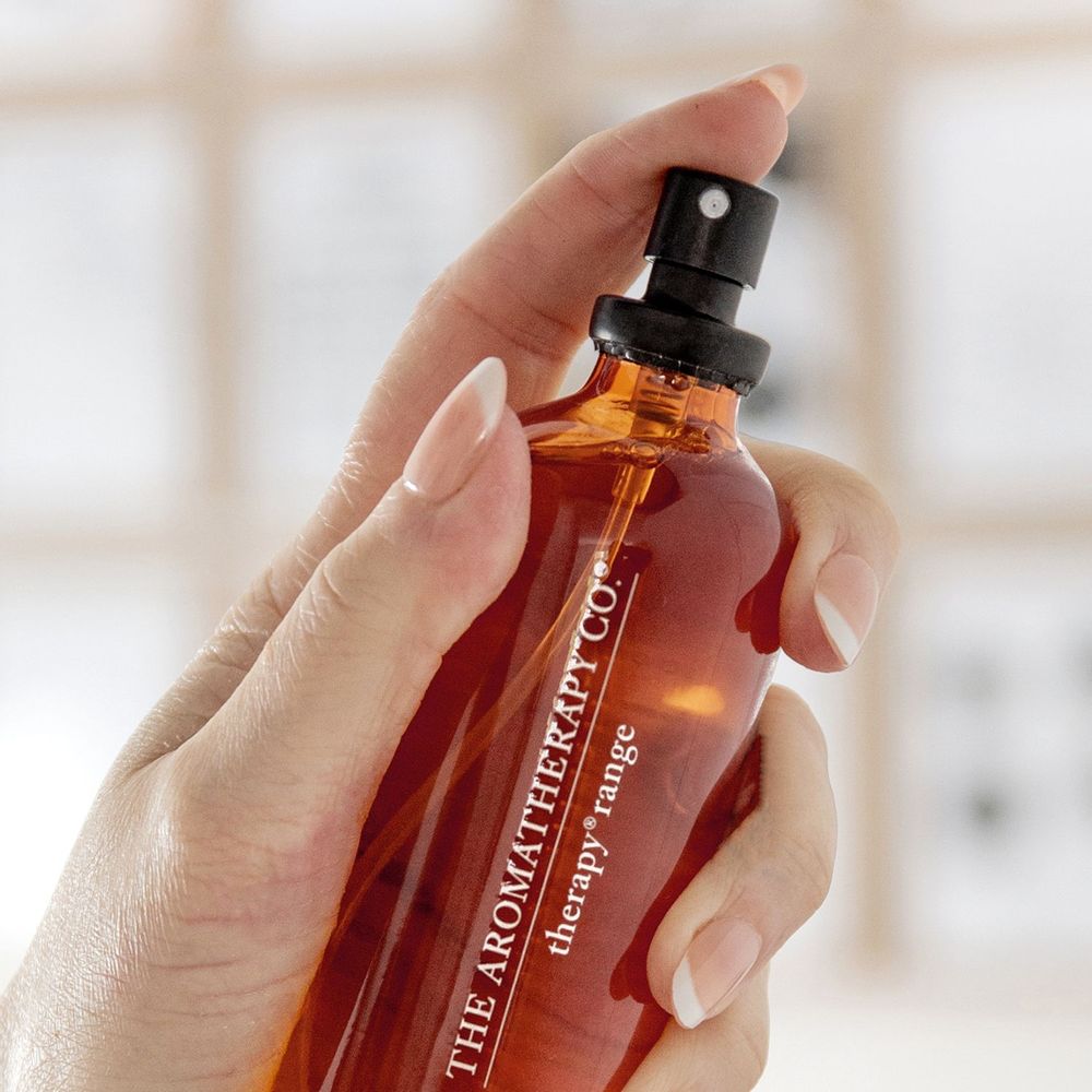 Home fragrances - Therapy Home & Laundry Spray with Essential Oils - THE AROMATHERAPY CO.