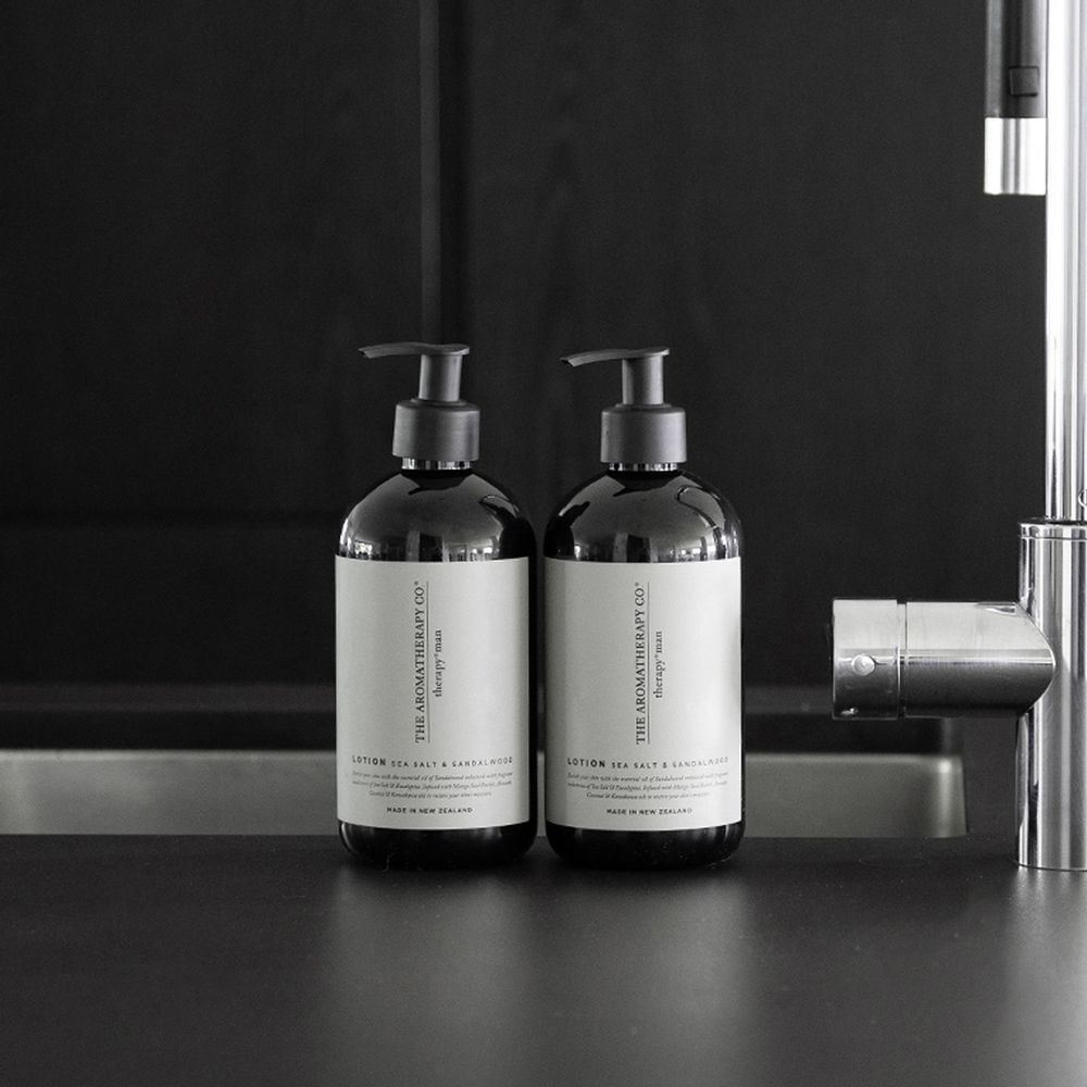Cosmétiques - Hydratant coporel - Therapy Man - THE AROMATHERAPY CO.