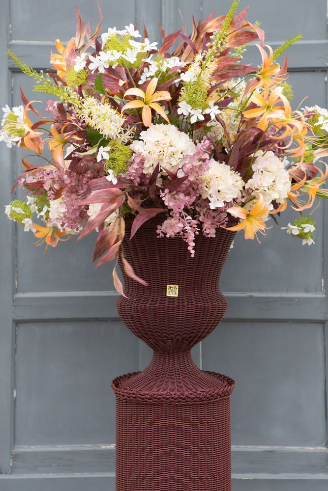 Floral decoration - MEDICI Vase with "Maddalena" Floral - VASEVOLL