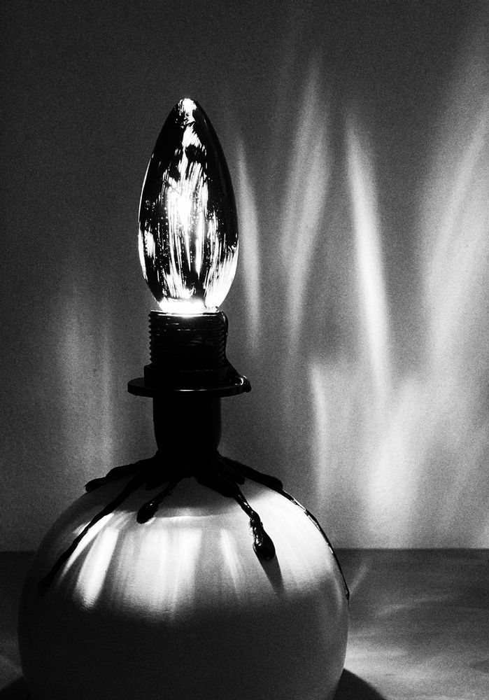 Lampes de table - ken-dull - /UL·TRA·SÉM·PLI·CE/