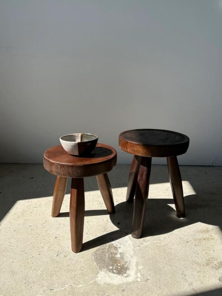 Stools - Small brown solid wood stool with circular seat - OFFICE OBJETS