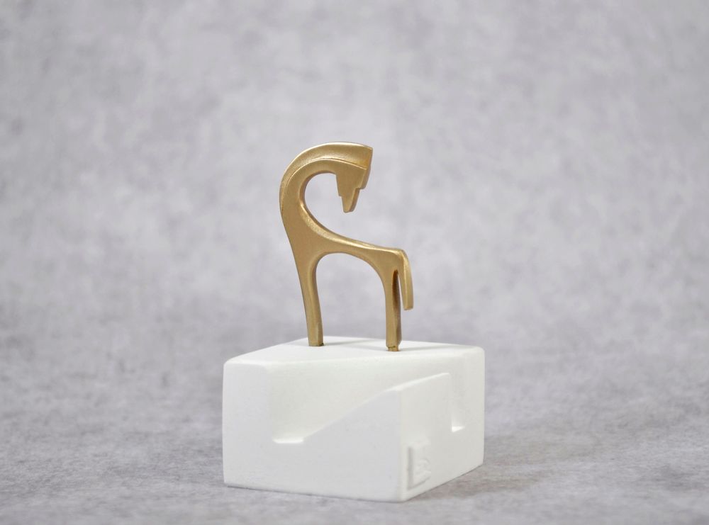 Sculptures, statuettes et miniatures - Titulaire de la carte, Statuette en bronze Cheval. - MATTER.