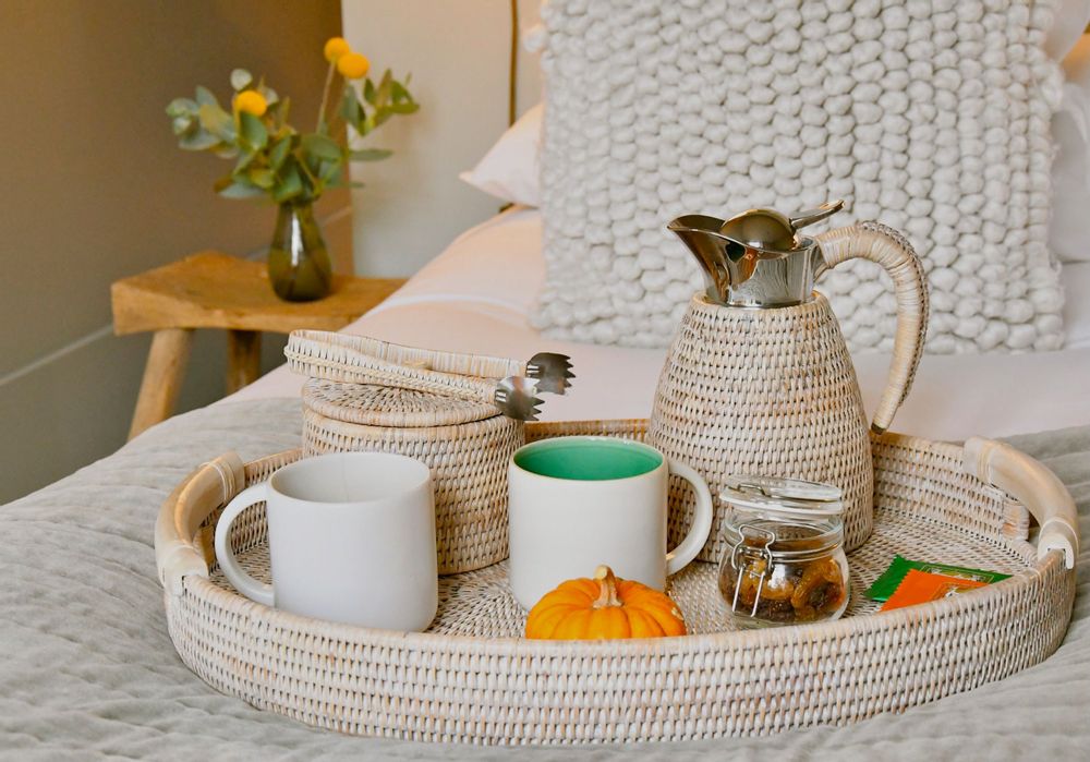 Trays - Sultan oval tray natural rattan, wooden handles - PAGAN