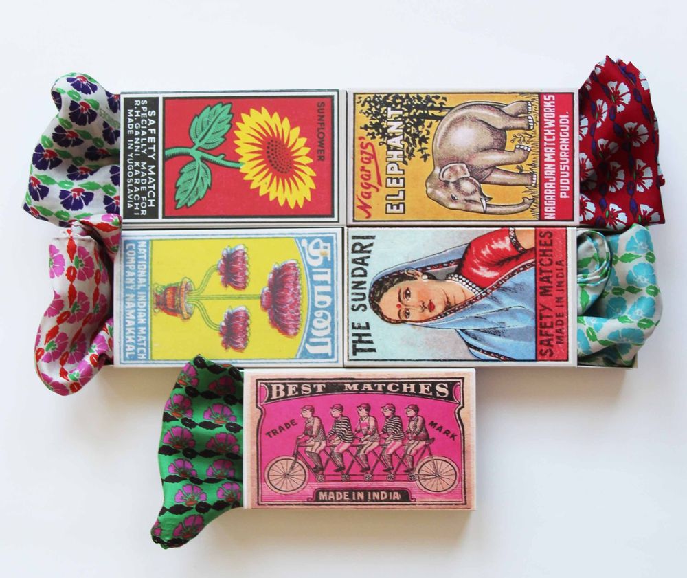 Foulards et écharpes - Foulards en Soie Les Minis Les Belles Vagabondes - LES BELLES VAGABONDES