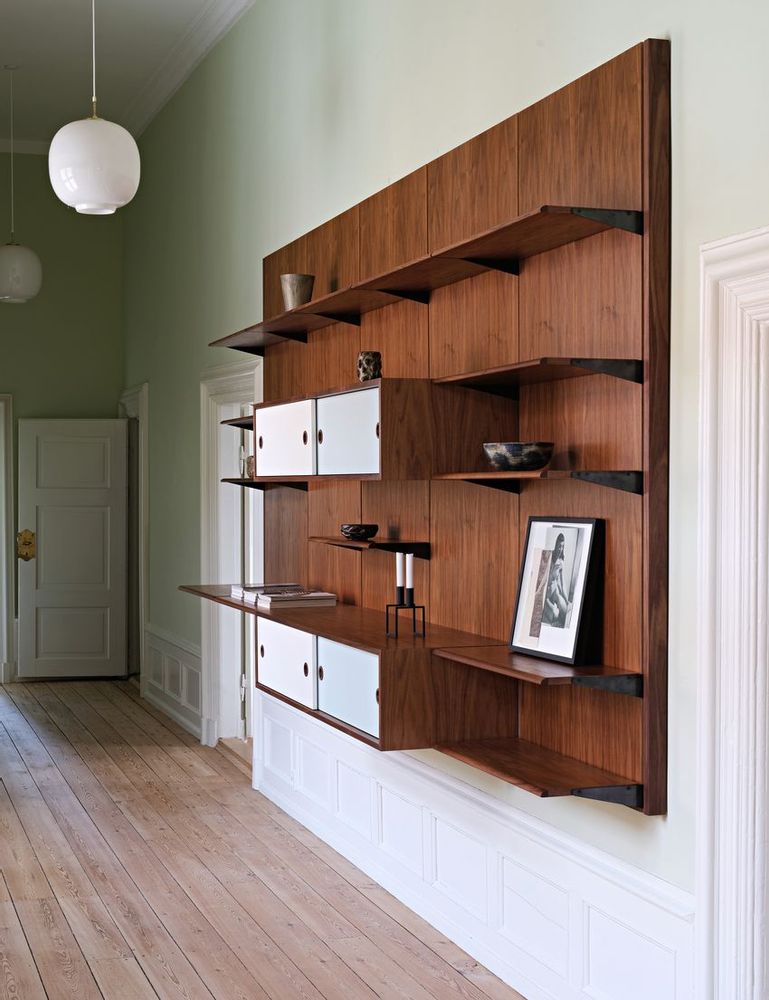 Shelves - The Panel System - HOUSE OF FINN JUHL